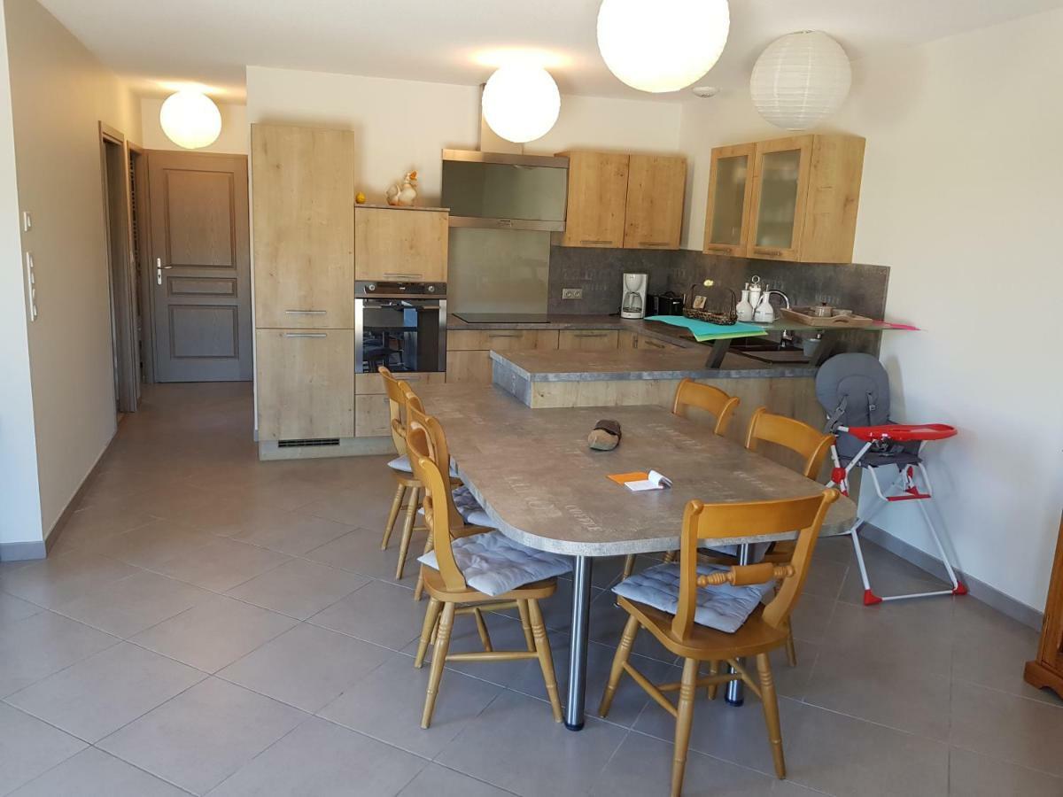 Gite Le Petit Pied-A-Terre La Chapelle-Saint-Sauveur  Bagian luar foto