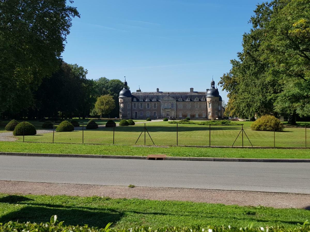 Gite Le Petit Pied-A-Terre La Chapelle-Saint-Sauveur  Bagian luar foto
